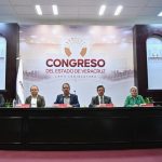 RECIBE EL CONGRESO A PERSONAS ADULTAS MAYORES EN CONVERSATORIO