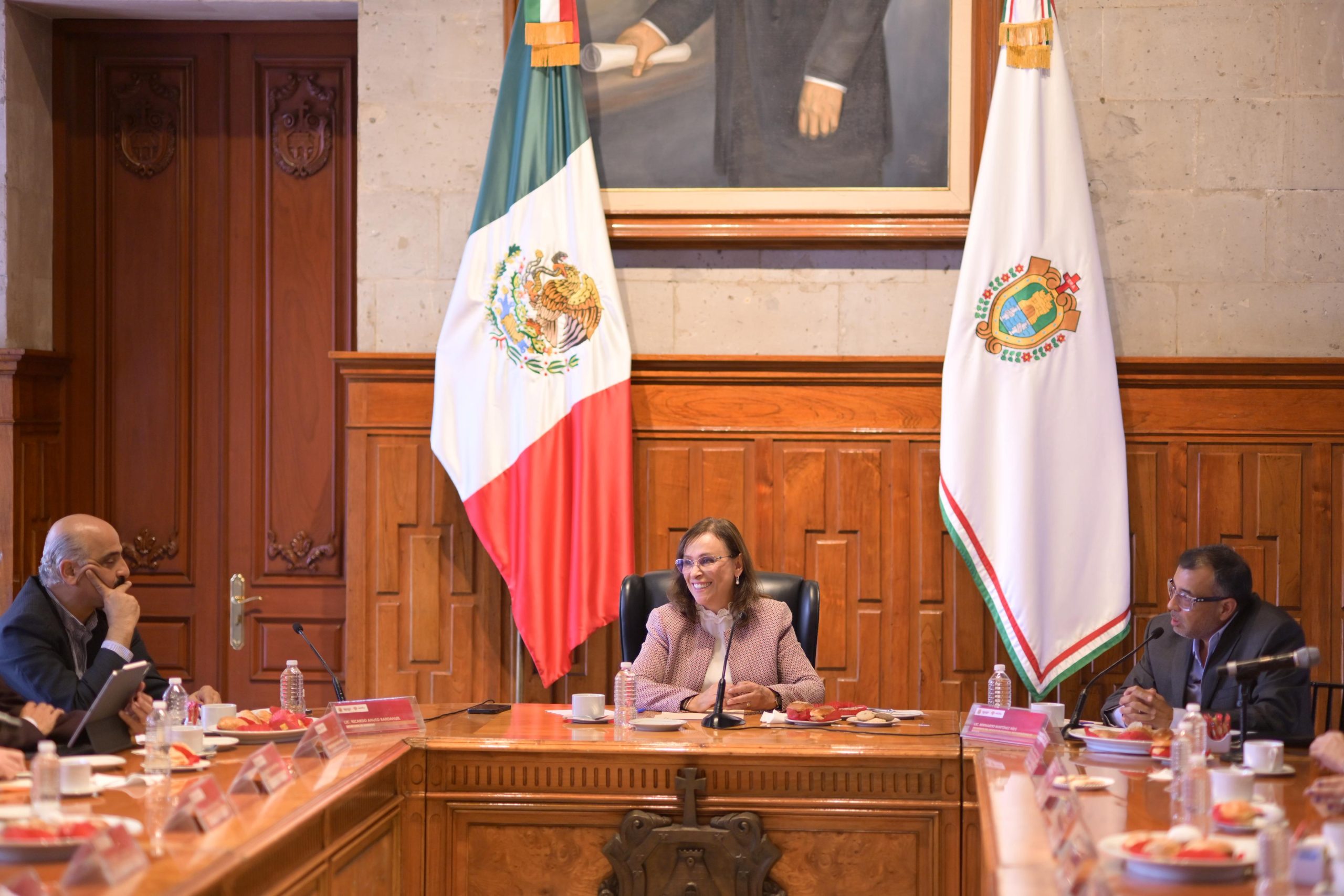 ROCÍO NAHLE Y EMPRESARIOS IMPULSAN JUNTOS EL DESARROLLO ECONÓMICO DE VERACRUZ