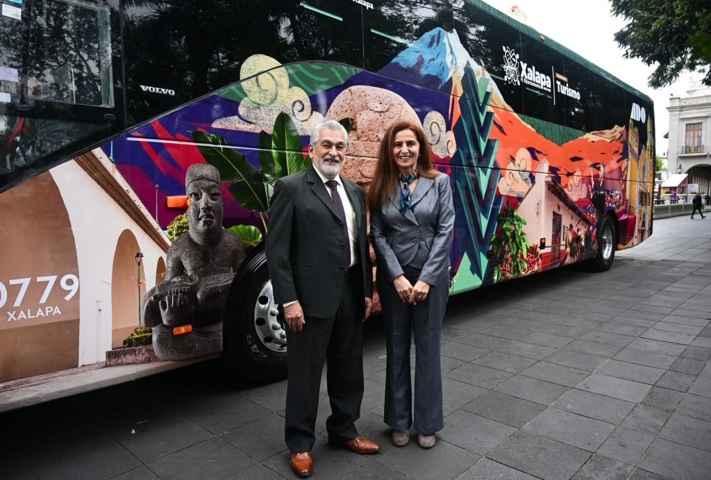 Se incorpora Xalapa a Galería Rodante del Grupo ADO