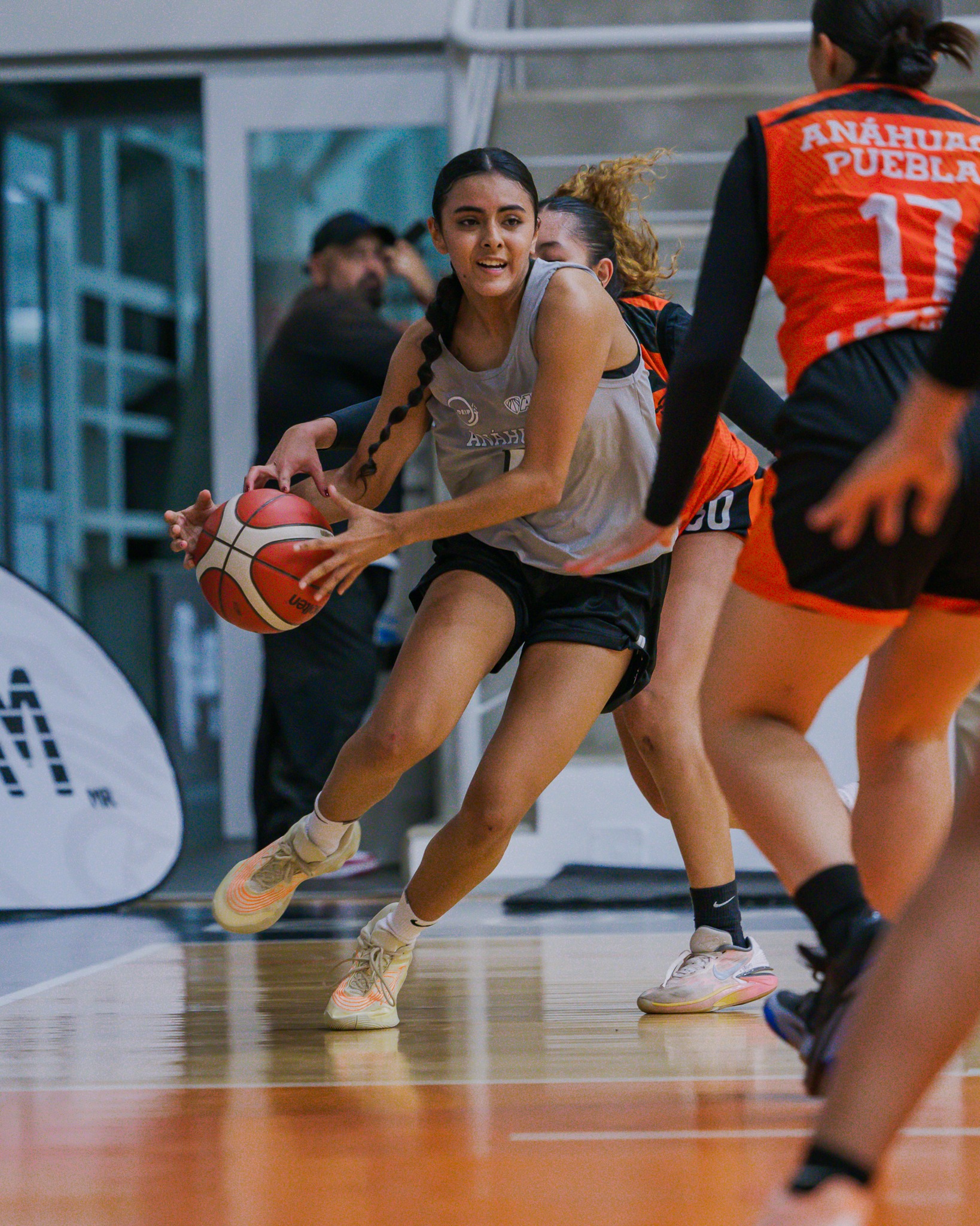 En voleibol y futbol, Leones entre los mejores de Conadeip