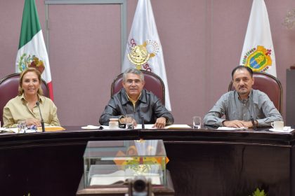 Entrevista Comisión a aspirantes a la Contraloría Interna del Congreso