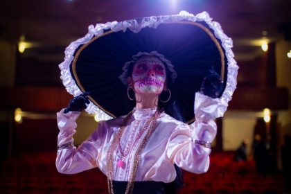 Invita Ayuntamiento a celebrar Día de Muertos con actividades artísticas y culturales