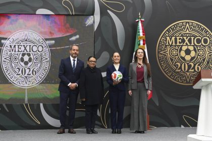 Presidenta presenta la Copa Mundial FIFA 2026; “es momento para compartirle al mundo lo que es México y el momento histórico que vive”