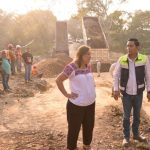 Obra por obra y en territorio, Rocío Nahle verifica la calidad de carreteras