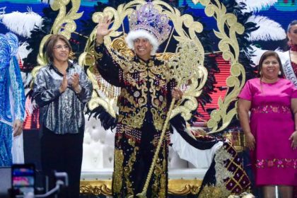 Turistas nacionales y extranjeros disfrutan un Carnaval seguro y ordenado