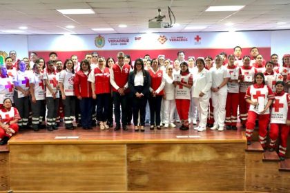 Con solidaridad ciudadana y apoyo del Gobierno, inicia la Colecta 2026 de la Cruz Roja en Veracruz