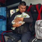 Atiende SSP de manera inmediata a madre de familia y su bebé tras atropellamiento
