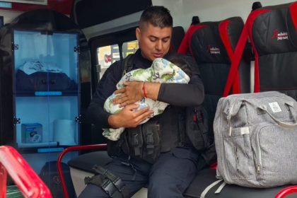 Atiende SSP de manera inmediata a madre de familia y su bebé tras atropellamiento