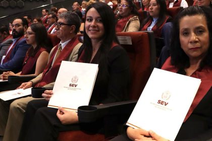 Egresados del Consorcio Clavijero reciben Actas de Recepción Profesional y de Grado