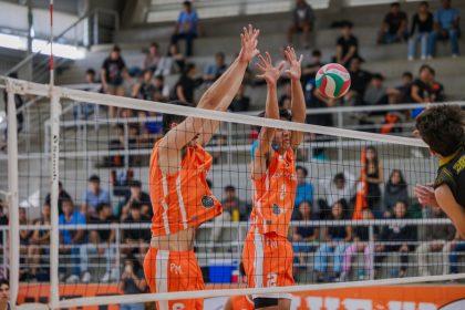 Leones en busca del título en la Conferencia Nacional de Voleibol