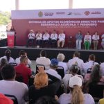 Cumple Rocío Nahle con pescadores; inicia entrega de apoyos a más de 20 mil productores