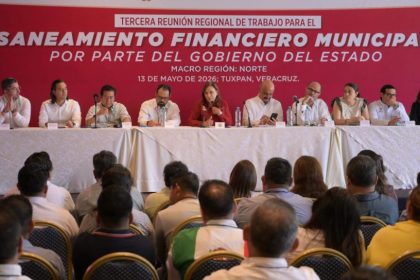 Vamos a ayudar a todos sin distingo: Gobernadora plantea estrategia para liberar de deudas a municipios