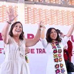 Diputada Naomi Santos rinde cuentas al distrito de Minatitlán