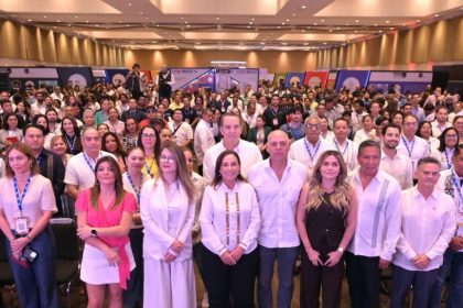Inaugura Rocío Nahle Fábrica de Negocio; Veracruz abre sus puertas a la inversión y al intercambio comercial