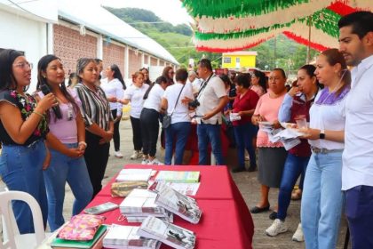 Caravana de Servicios lleva 744 oportunidades laborales a Tantima y Amatitlán