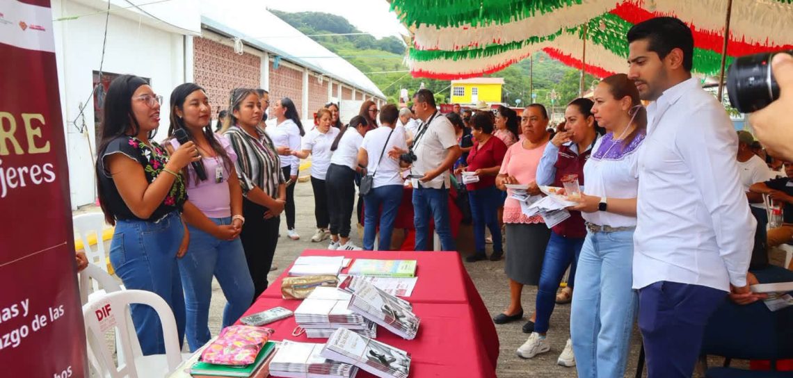 Caravana de Servicios lleva 744 oportunidades laborales a Tantima y Amatitlán