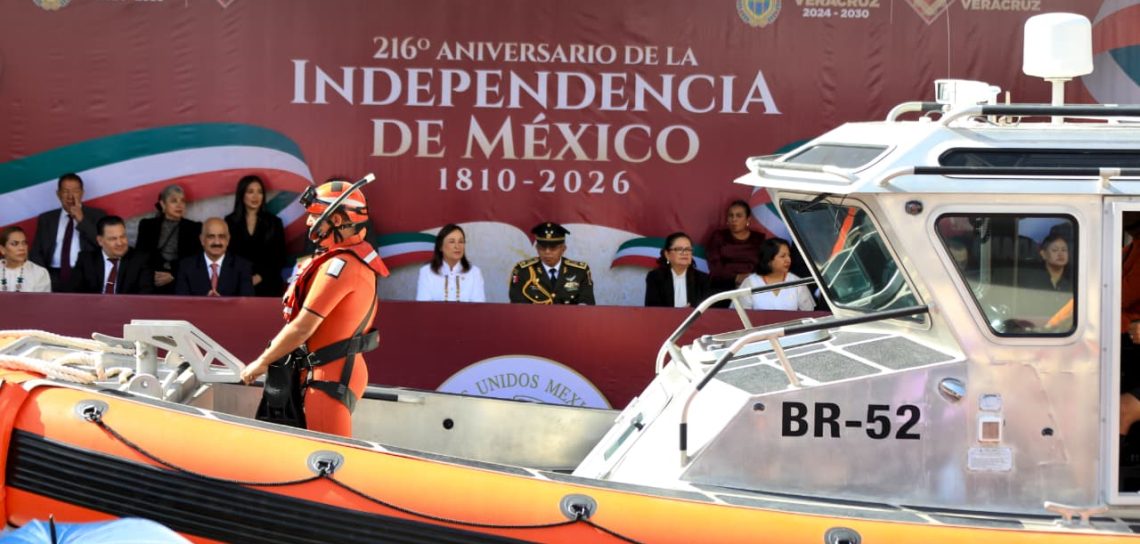 Con Desfile Cívico Militar, Veracruz mantiene viva la memoria de quienes iniciaron la Independencia de México