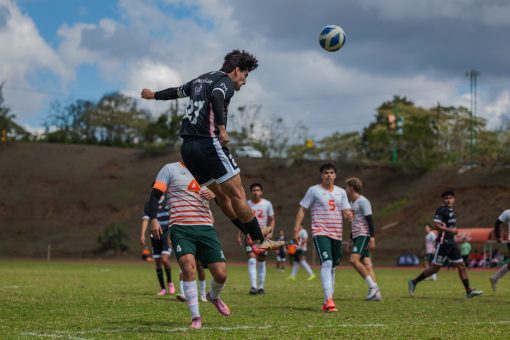 Leones por el buen camino en futbol de Conadeip